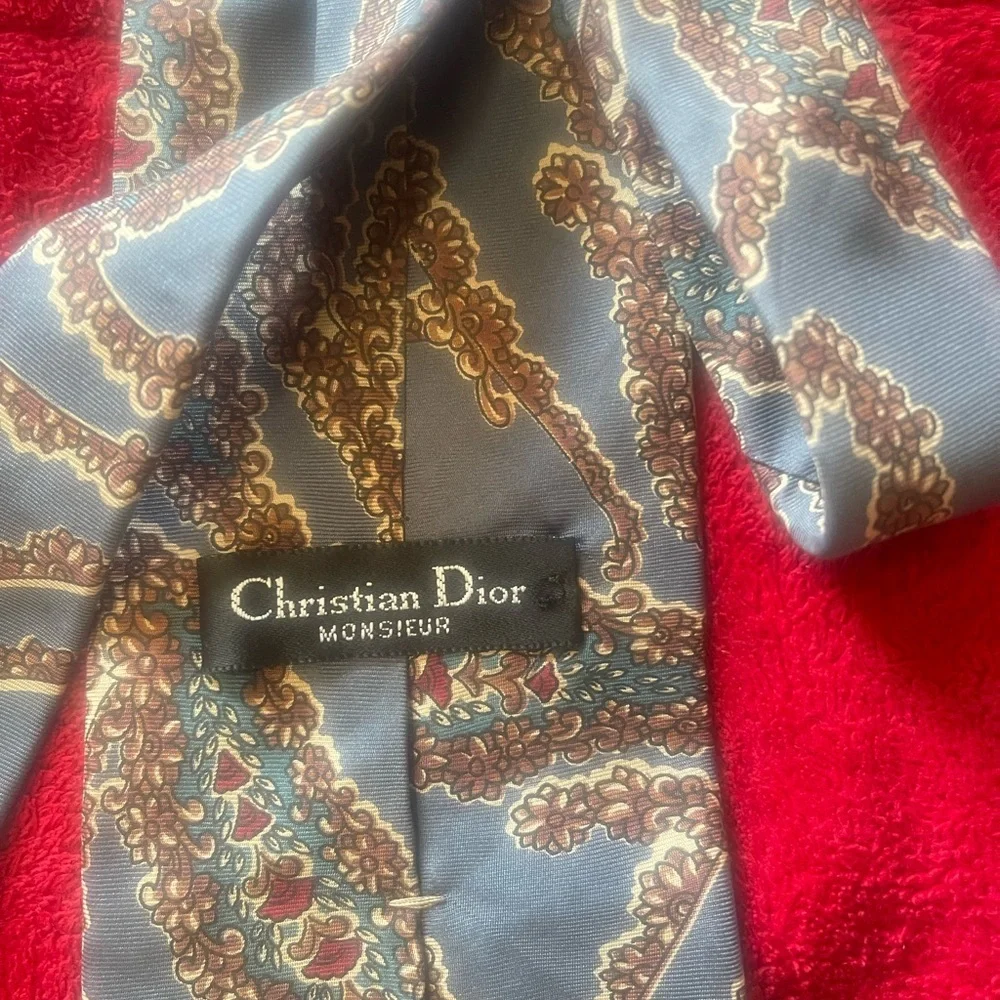 Dior Gray and Gold Paisley Tie